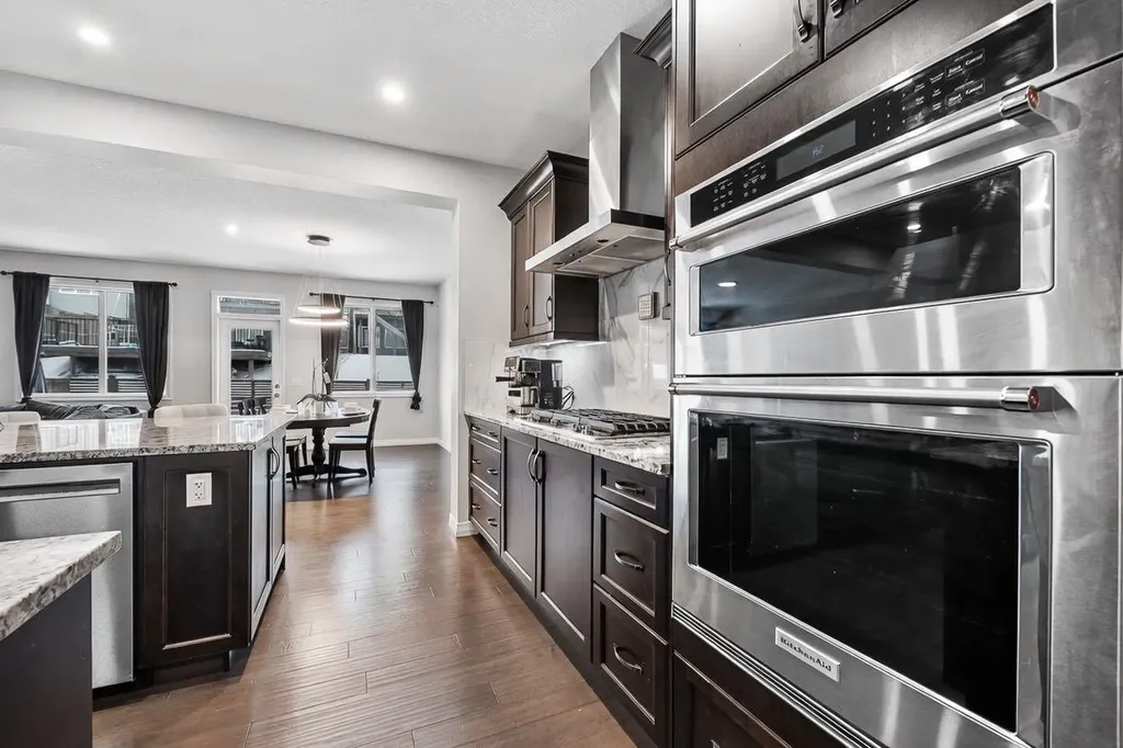 308 Lucas Way NW Calgary AB T3P 0R5