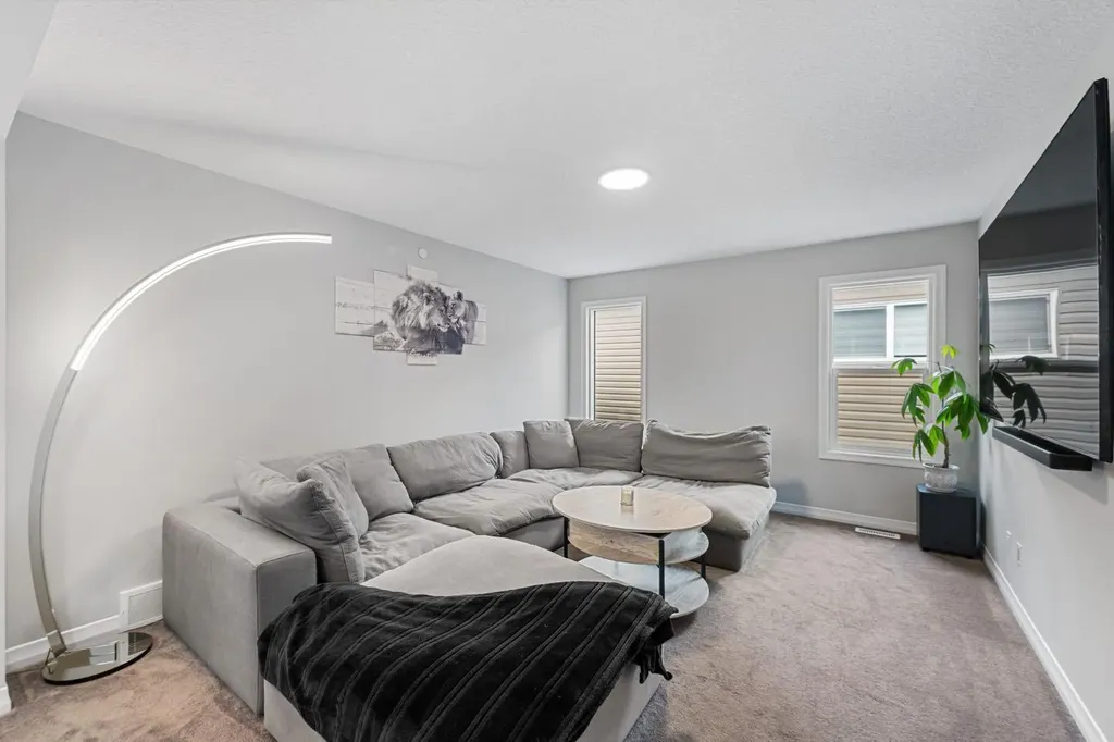 308 Lucas Way NW Calgary AB T3P 0R5