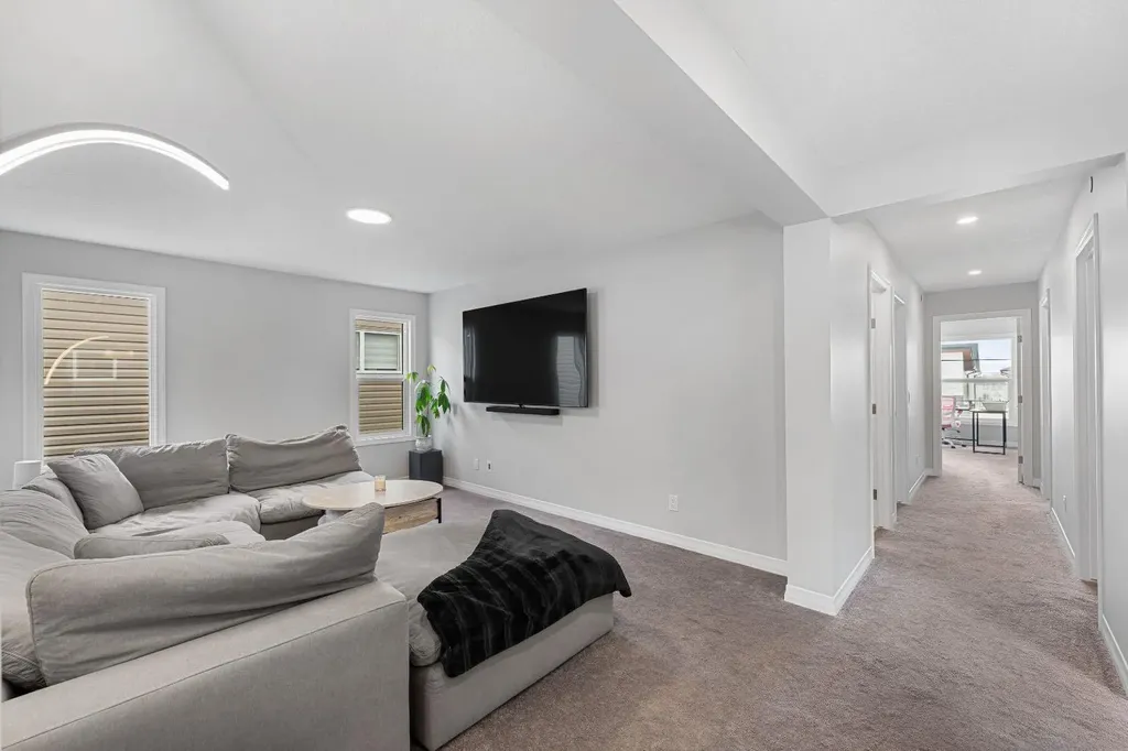 308 Lucas Way NW Calgary AB T3P 0R5
