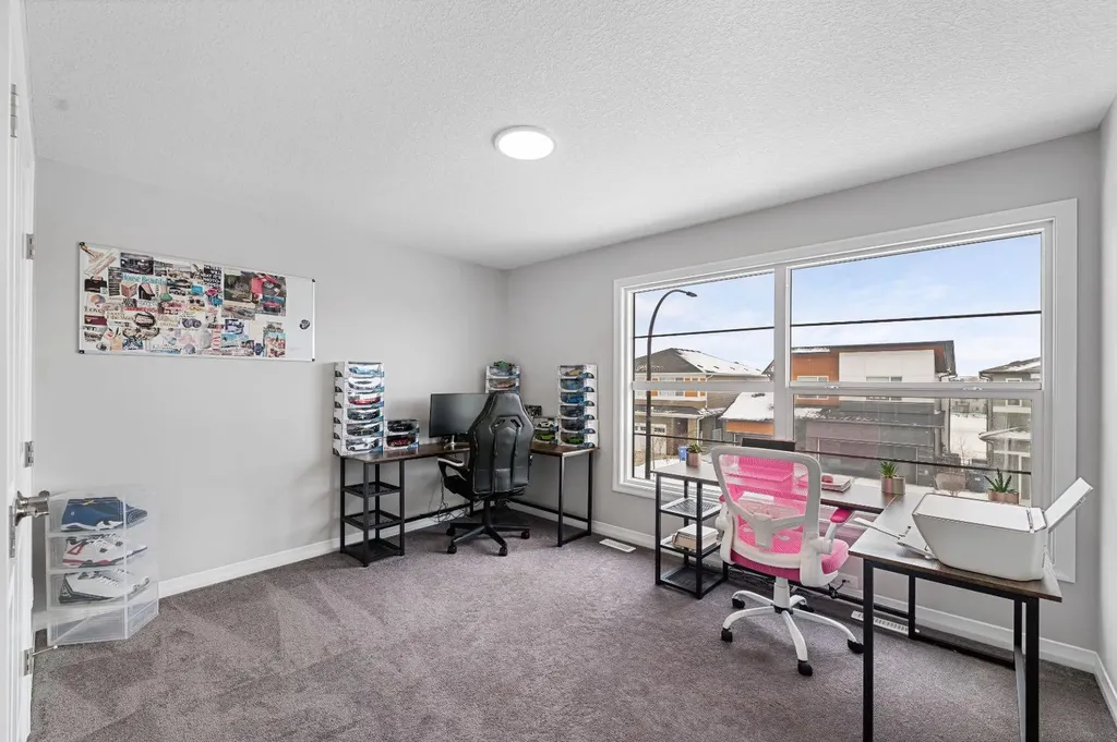 308 Lucas Way NW Calgary AB T3P 0R5