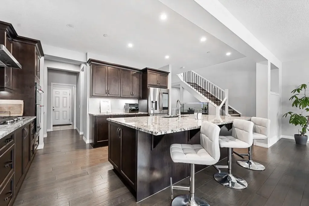 308 Lucas Way NW Calgary AB T3P 0R5