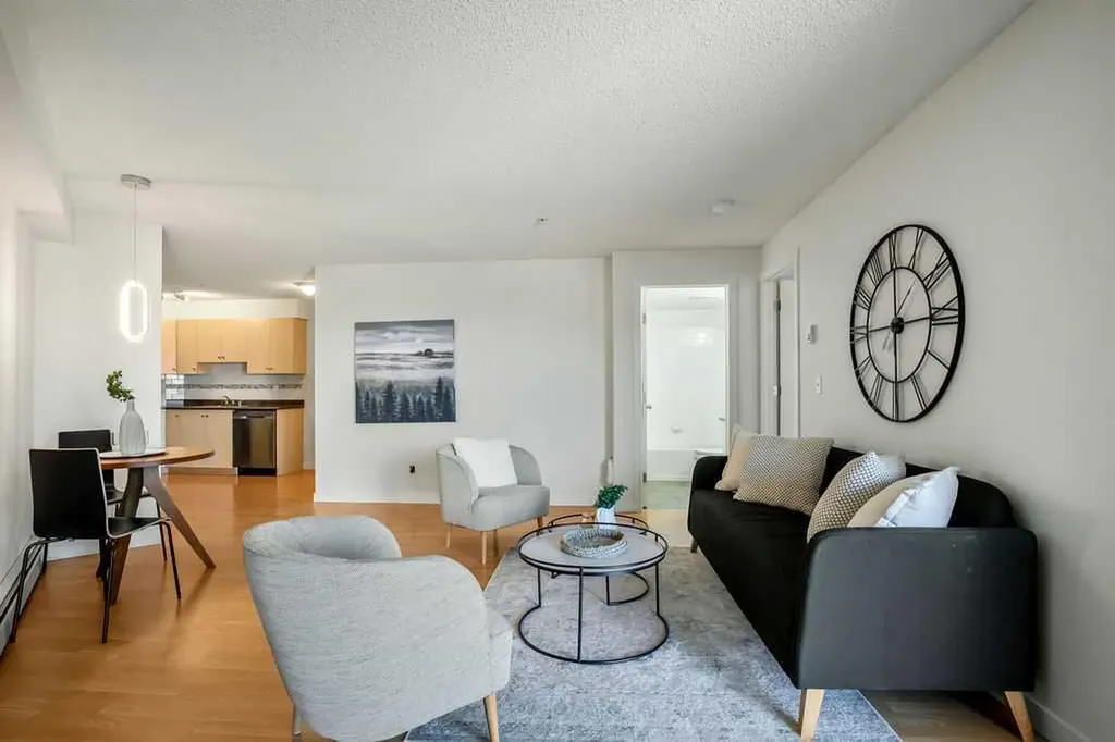 2395 Eversyde Avenue SW Calgary AB T2Y 0B4