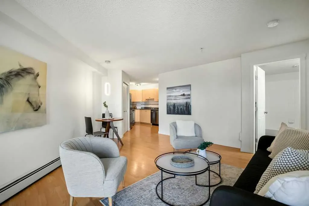 2395 Eversyde Avenue SW Calgary AB T2Y 0B4