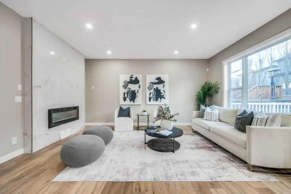 198 Panamount Villas NW Calgary AB T3K 6K2