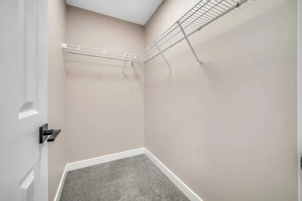 198 Panamount Villas NW Calgary AB T3K 6K2