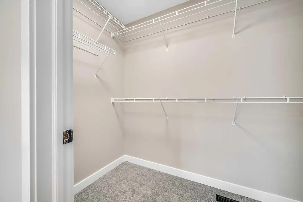 198 Panamount Villas NW Calgary AB T3K 6K2