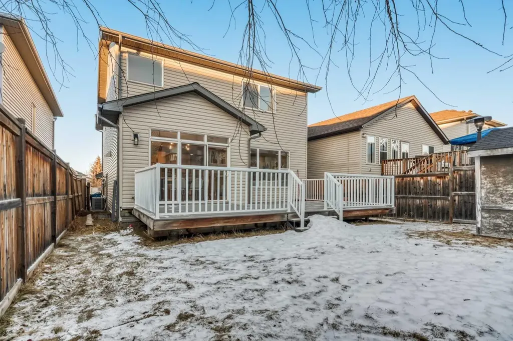 198 Panamount Villas NW Calgary AB T3K 6K2