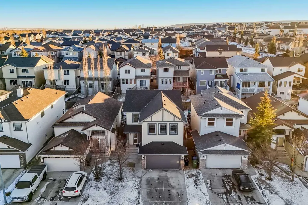 198 Panamount Villas NW Calgary AB T3K 6K2
