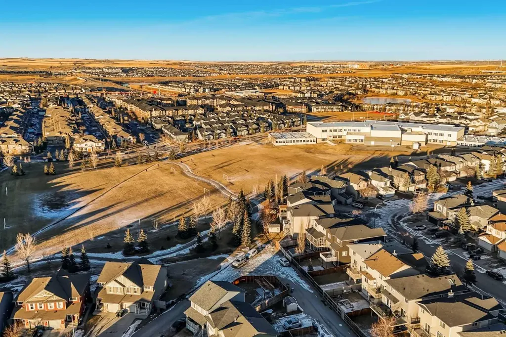198 Panamount Villas NW Calgary AB T3K 6K2