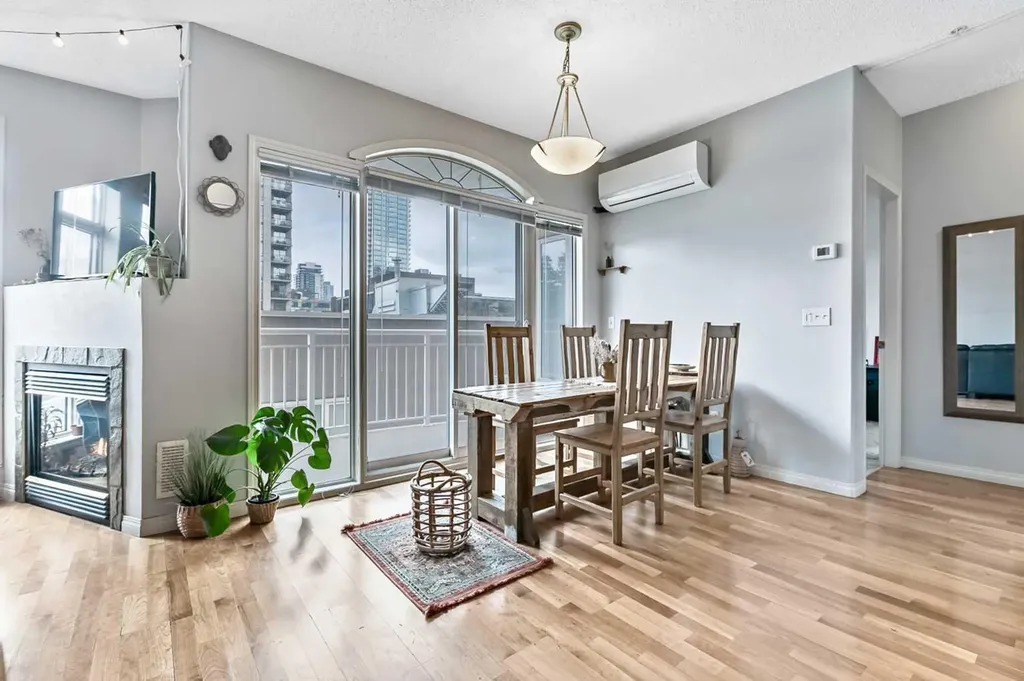 1026 12 Avenue SW Calgary AB T2R 0J6