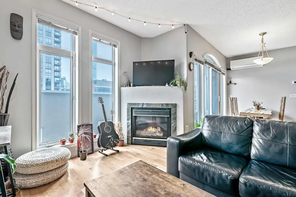 1026 12 Avenue SW Calgary AB T2R 0J6