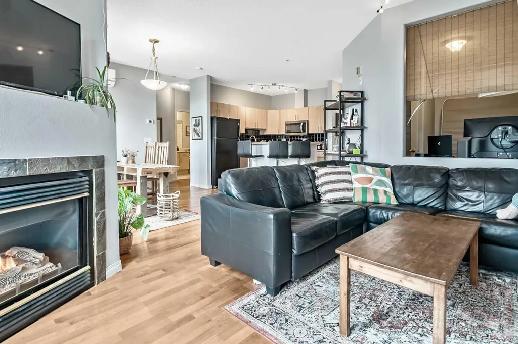 1026 12 Avenue SW Calgary AB T2R 0J6