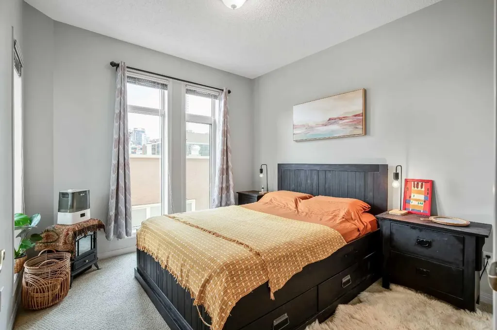 1026 12 Avenue SW Calgary AB T2R 0J6
