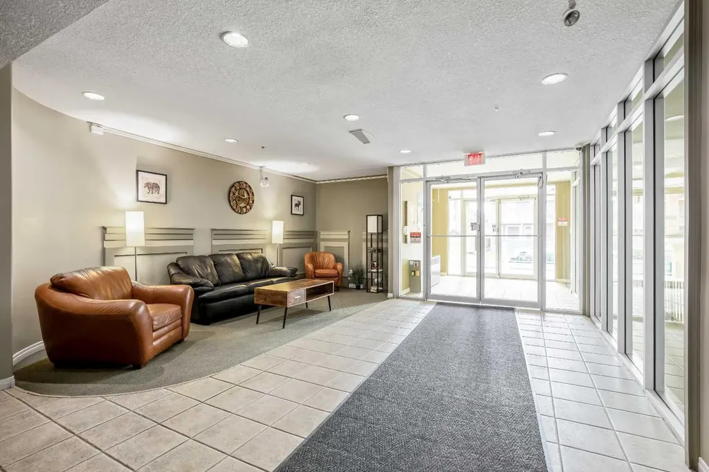 1026 12 Avenue SW Calgary AB T2R 0J6