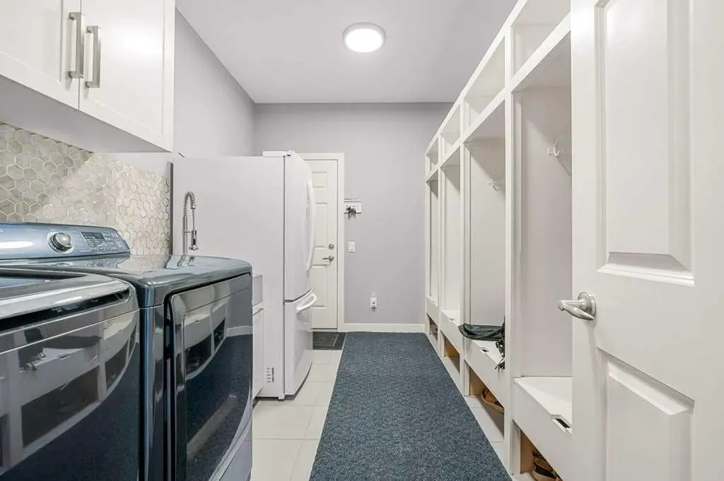 471 Canals Boulevard SW Airdrie AB T4B 0K1