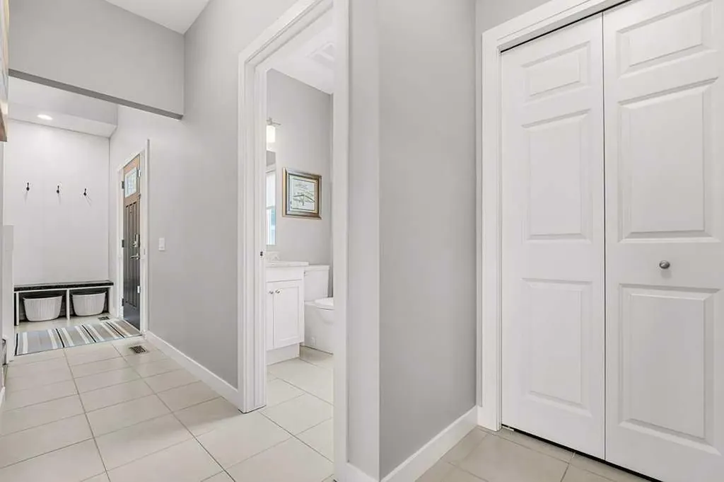 471 Canals Boulevard SW Airdrie AB T4B 0K1