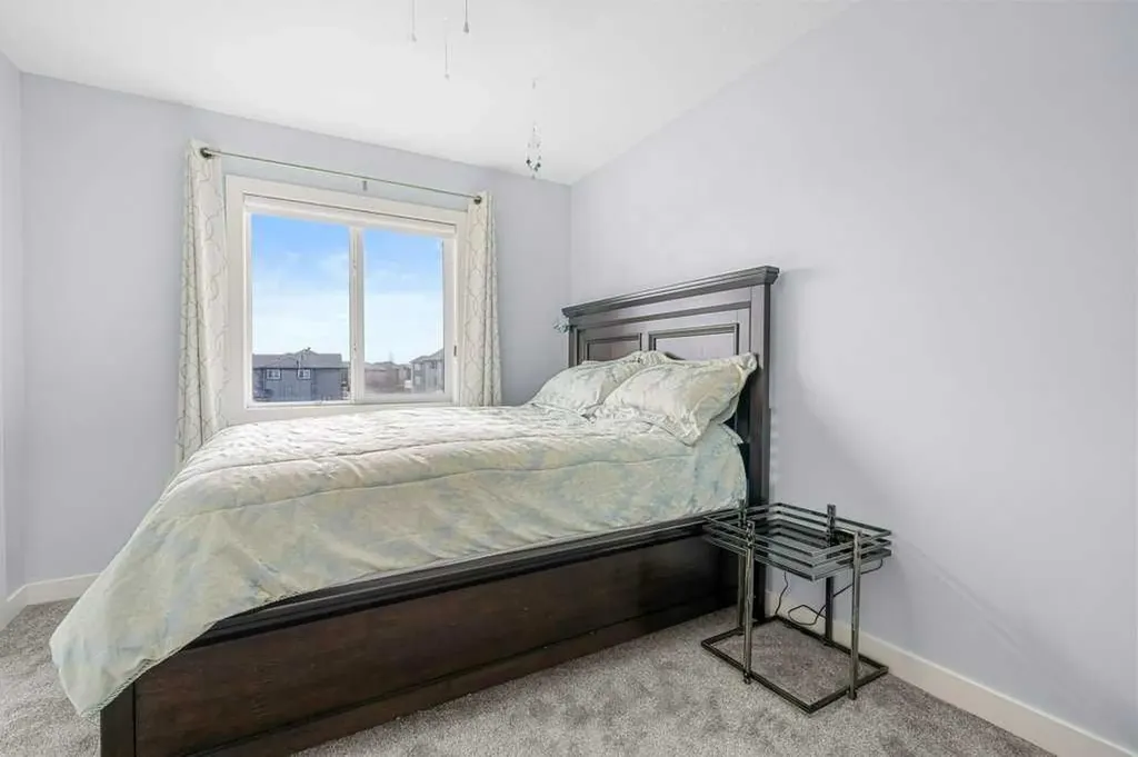 471 Canals Boulevard SW Airdrie AB T4B 0K1