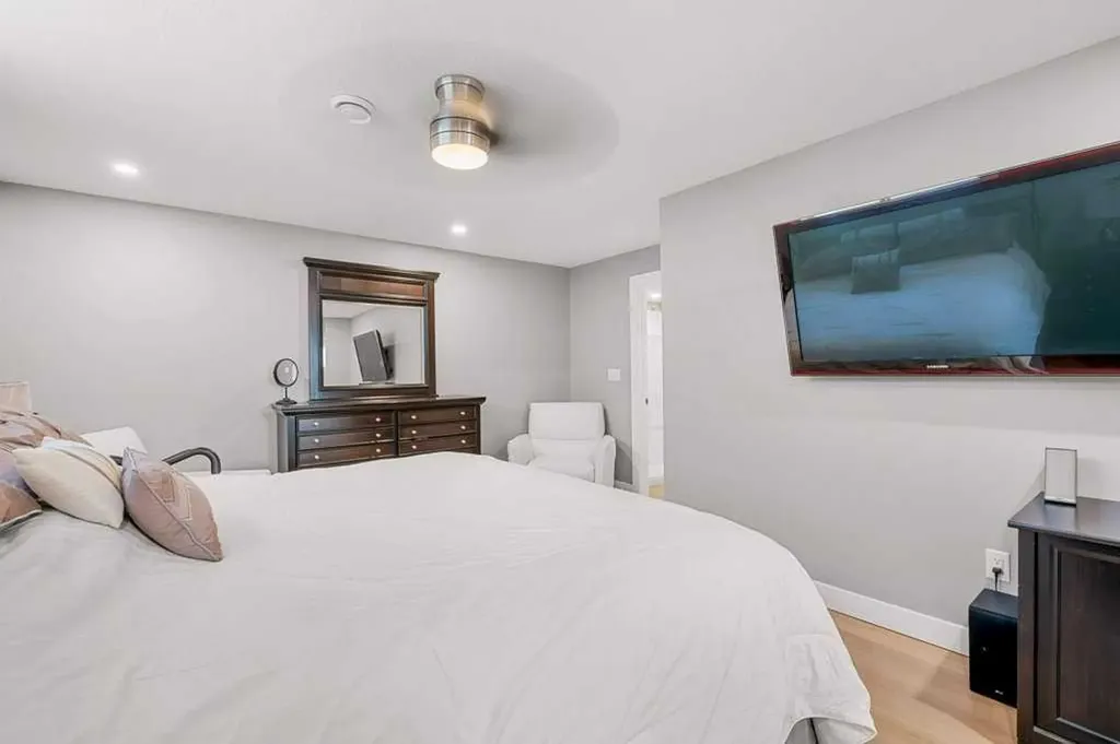 471 Canals Boulevard SW Airdrie AB T4B 0K1
