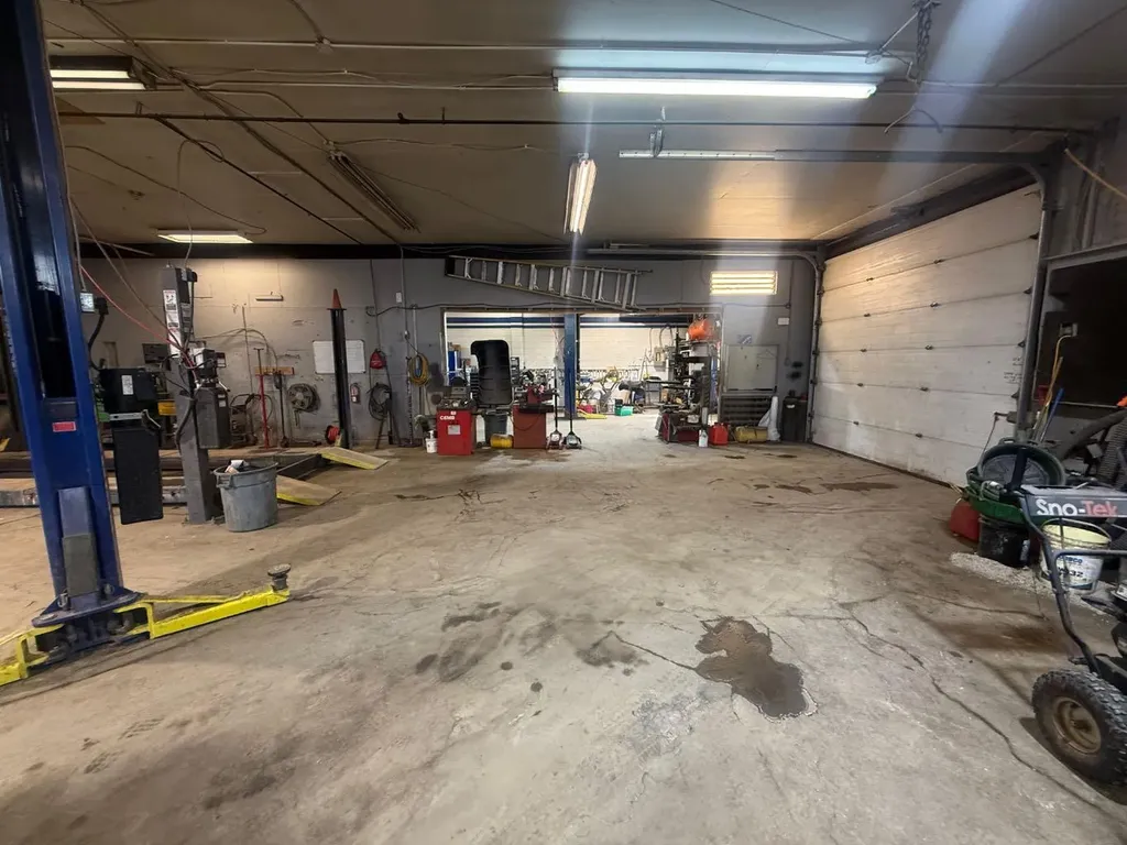 5101 20 Avenue SE Calgary AB T2B0B1
