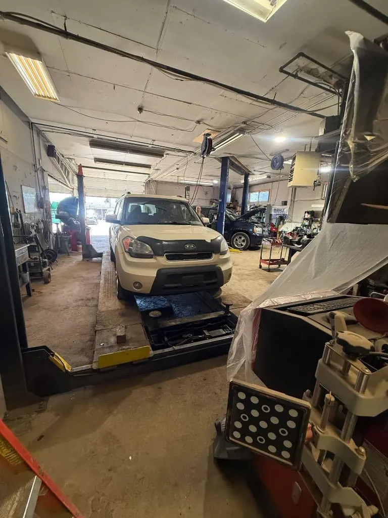 5101 20 Avenue SE Calgary AB T2B0B1