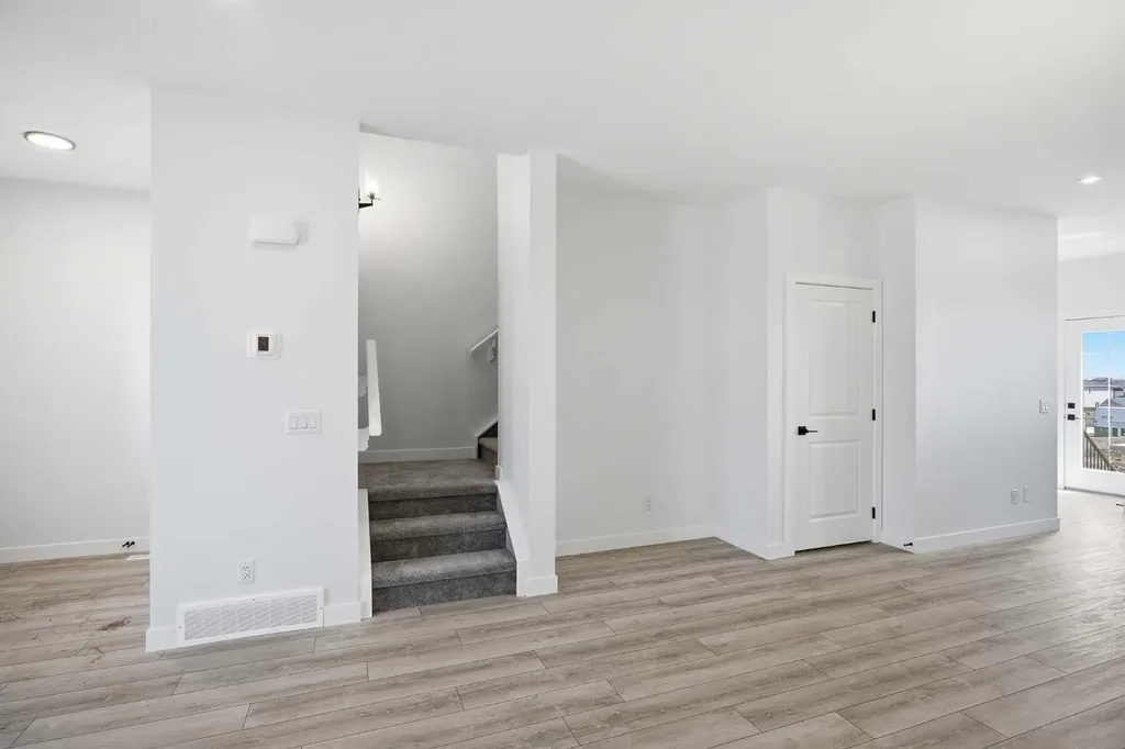 217 Bridgeport Gate Chestermere AB T1X 3E2