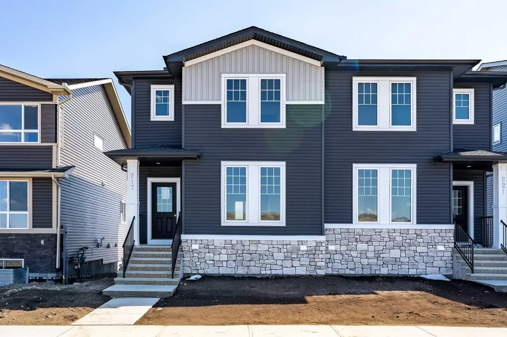217 Bridgeport Gate Chestermere AB T1X 3E2