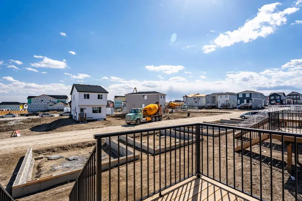217 Bridgeport Gate Chestermere AB T1X 3E2