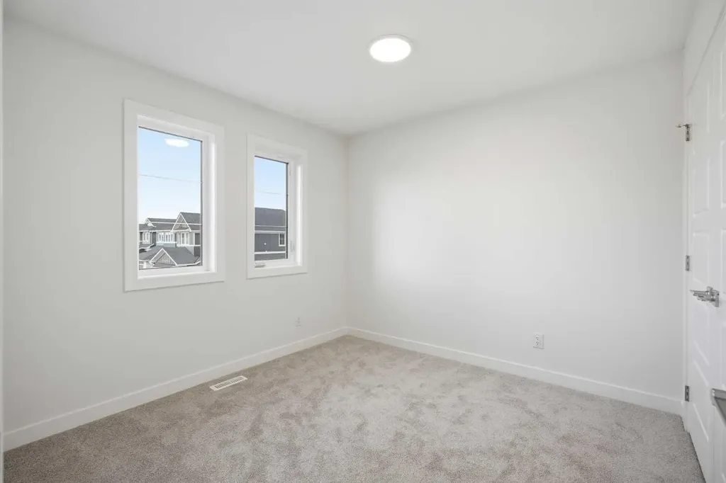 229 Dawson Wharf Road Chestermere AB T1X 2W1