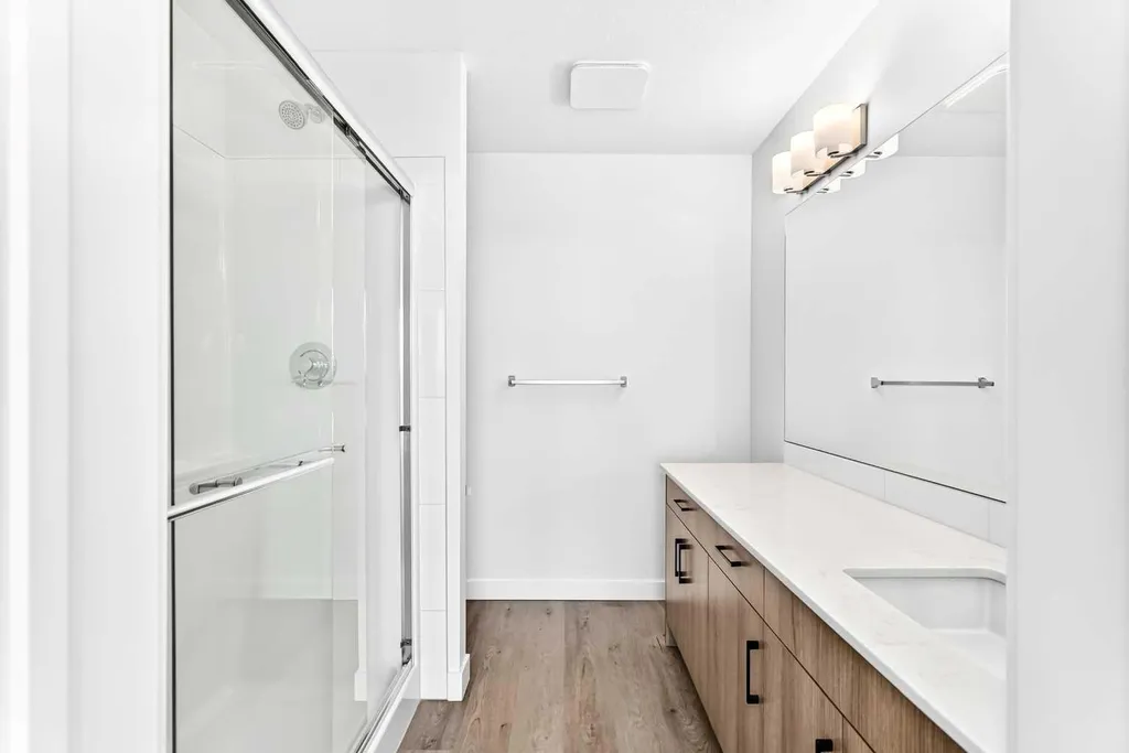 55 Lucas Way NW Calgary AB T3P 2C7