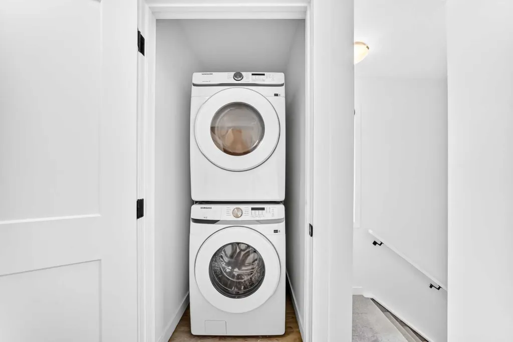 55 Lucas Way NW Calgary AB T3P 2C7