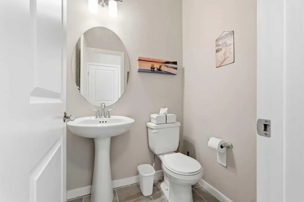 225 Fireside Drive Cochrane AB T4C 2L4