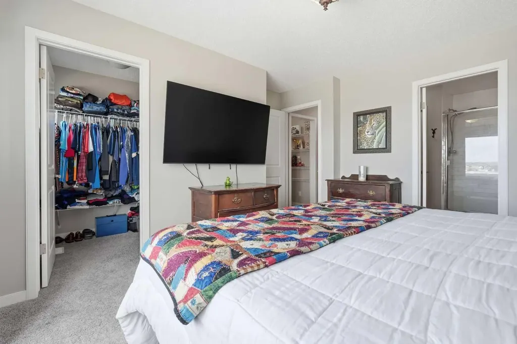 225 Fireside Drive Cochrane AB T4C 2L4