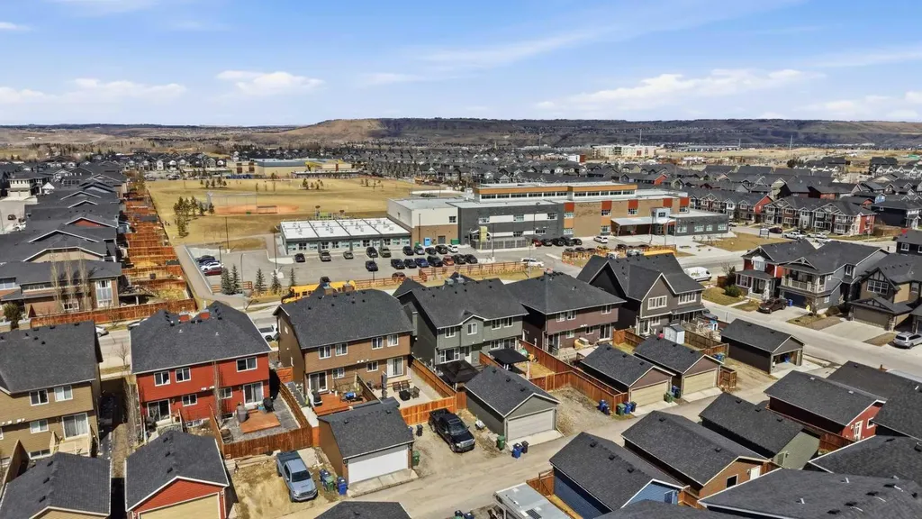 225 Fireside Drive Cochrane AB T4C 2L4