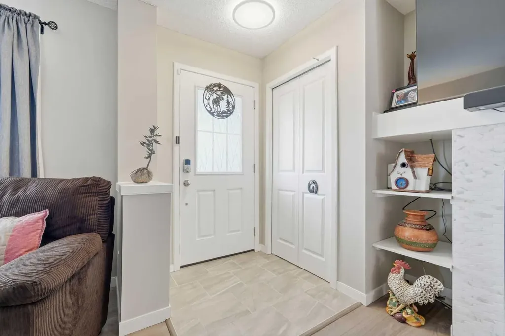 225 Fireside Drive Cochrane AB T4C 2L4