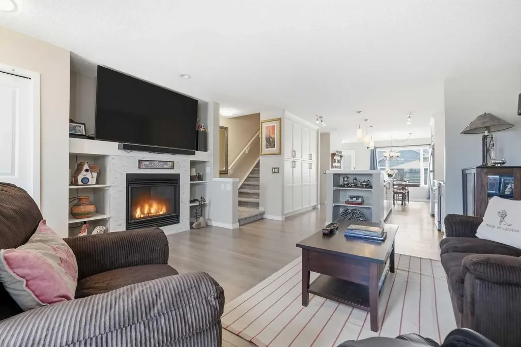 225 Fireside Drive Cochrane AB T4C 2L4