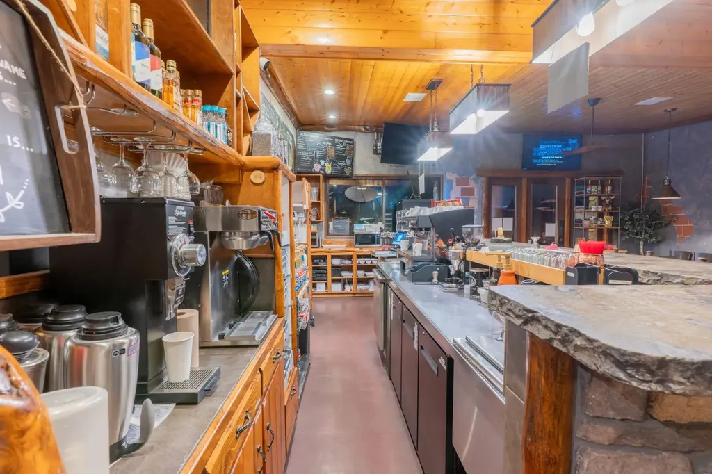 301 6 Avenue Rural Cypress County AB T0J 1C0