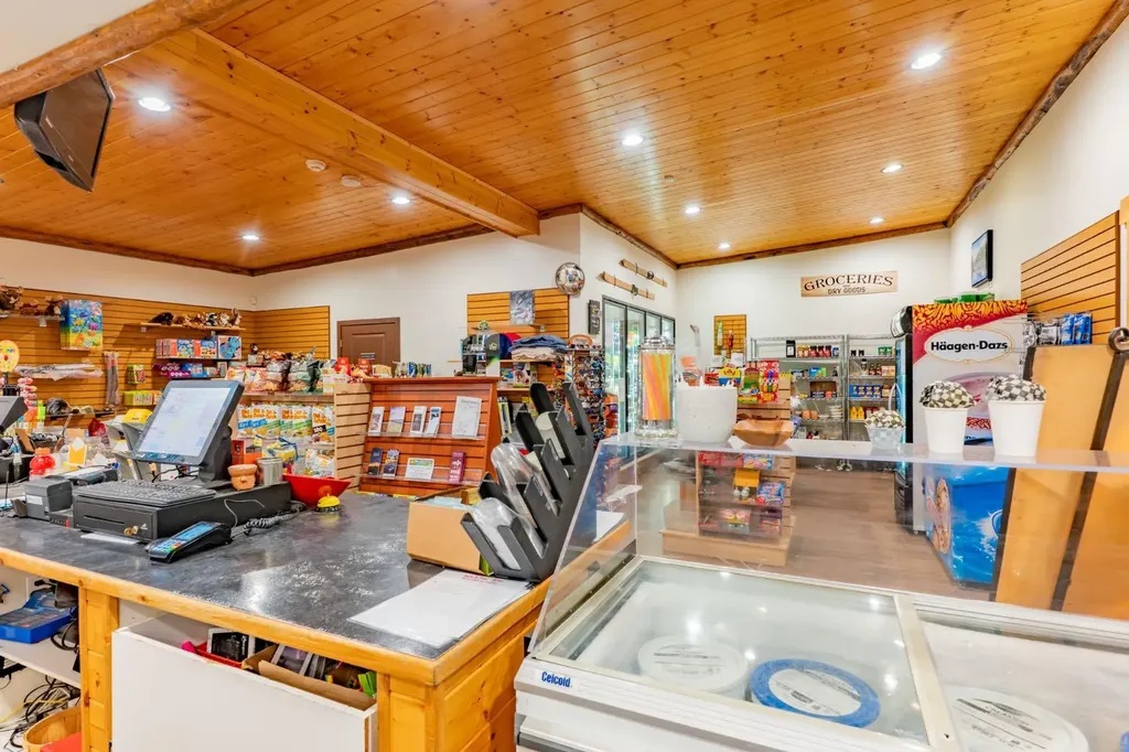 301 6 Avenue Rural Cypress County AB T0J 1C0