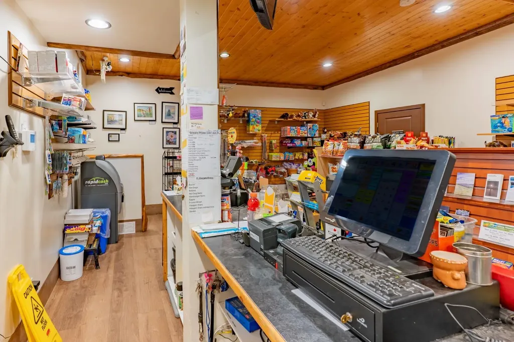301 6 Avenue Rural Cypress County AB T0J 1C0