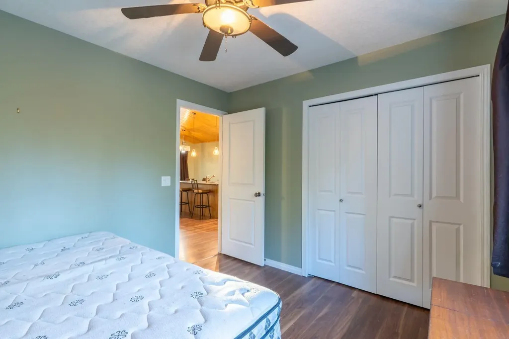 301 6 Avenue Rural Cypress County AB T0J 1C0