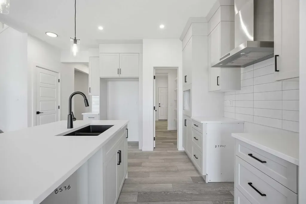 260 Dawson Wharf Crescent Chestermere AB T1X 2X5
