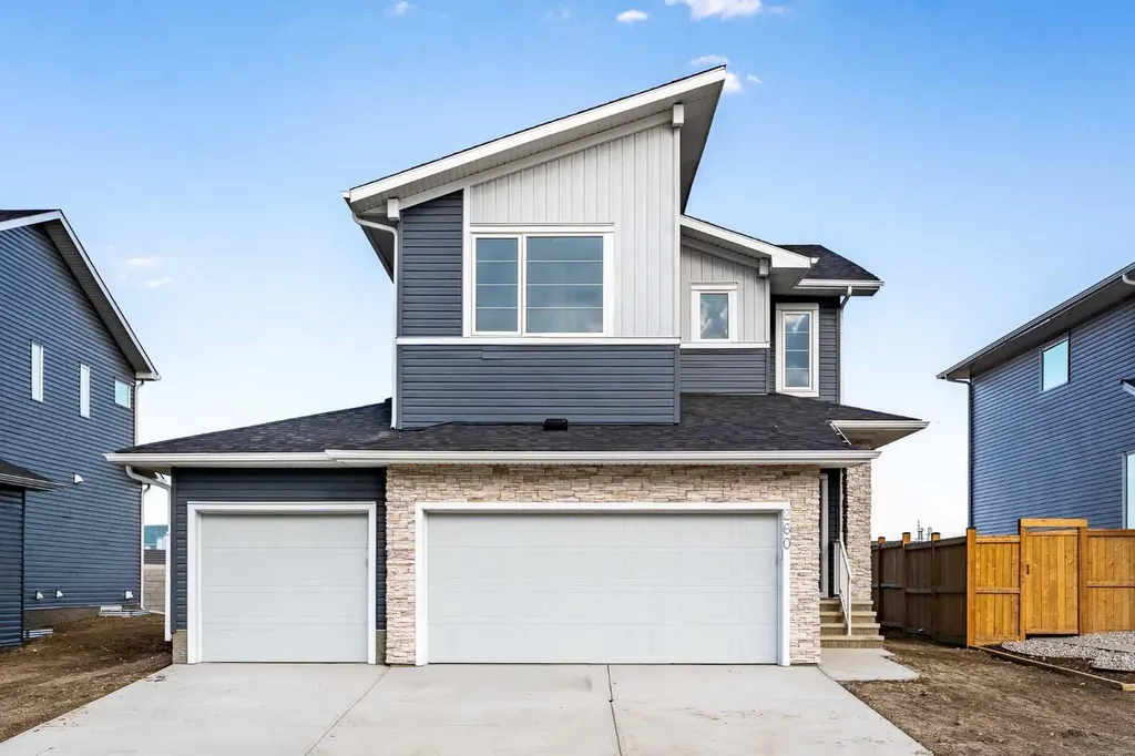 260 Dawson Wharf Crescent Chestermere AB T1X 2X5
