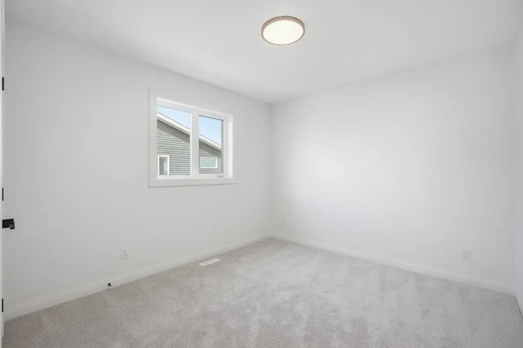 260 Dawson Wharf Crescent Chestermere AB T1X 2X5