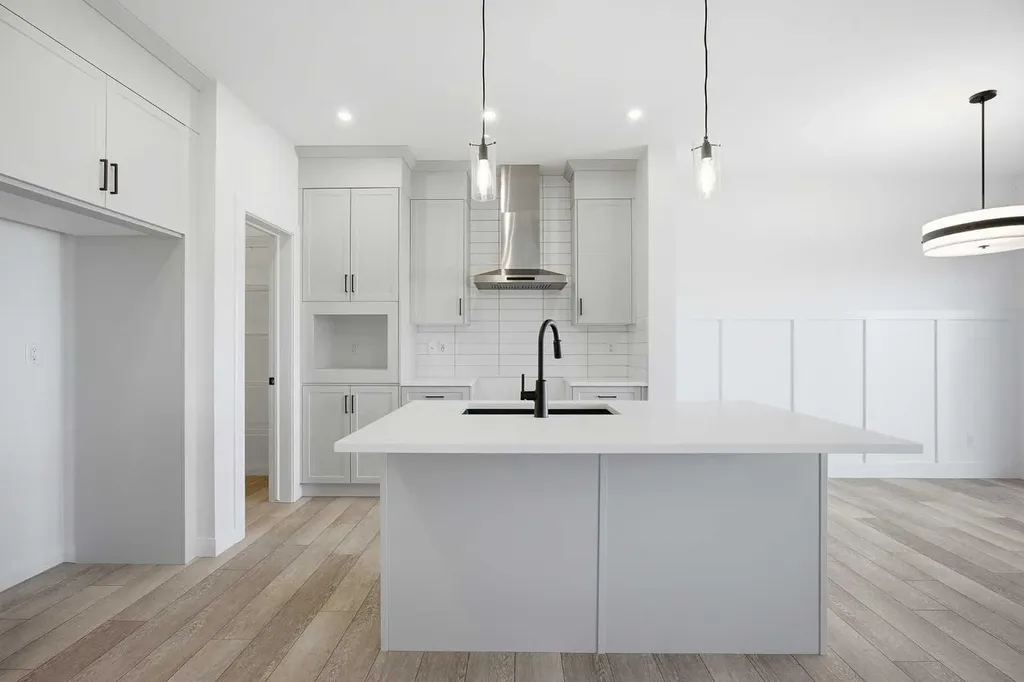 260 Dawson Wharf Crescent Chestermere AB T1X 2X5