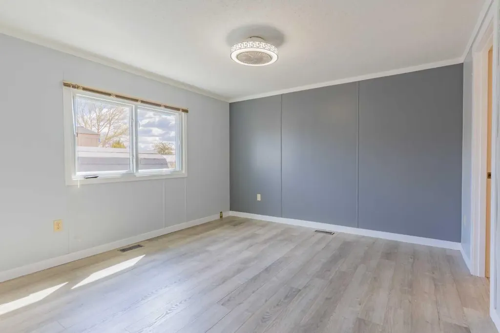 118 Anson Avenue SW Medicine Hat AB T1A8A3