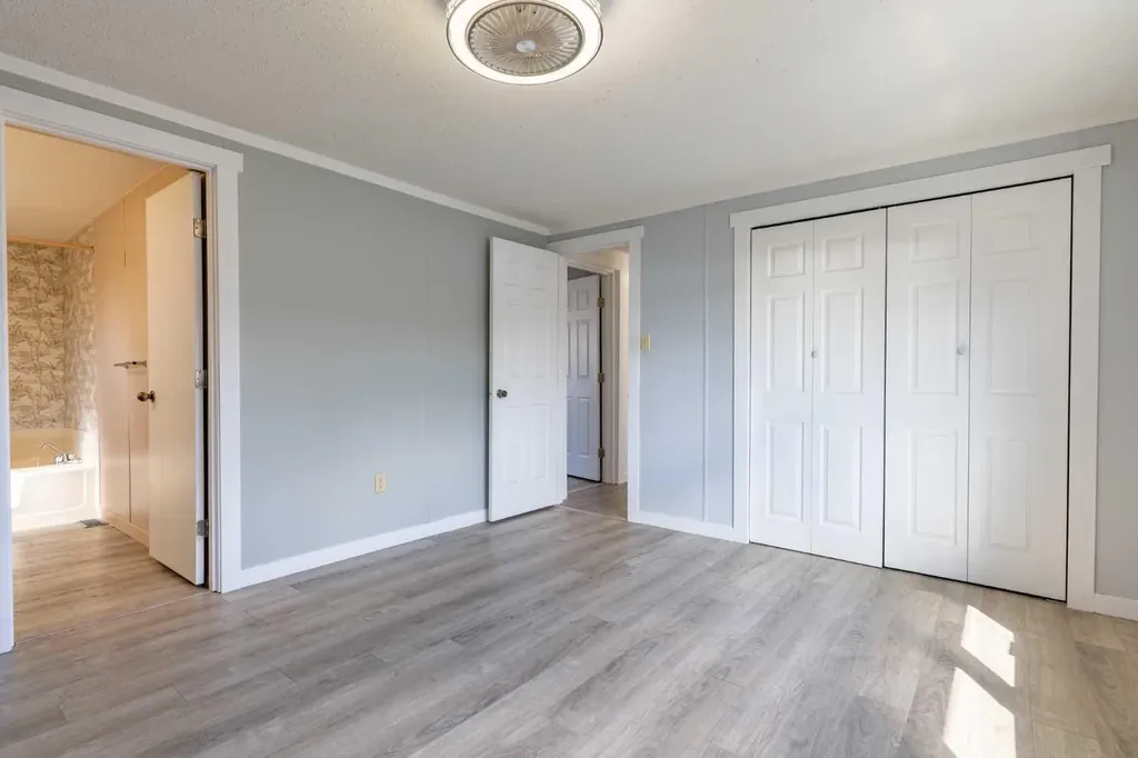 118 Anson Avenue SW Medicine Hat AB T1A8A3