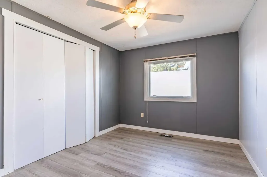 118 Anson Avenue SW Medicine Hat AB T1A8A3