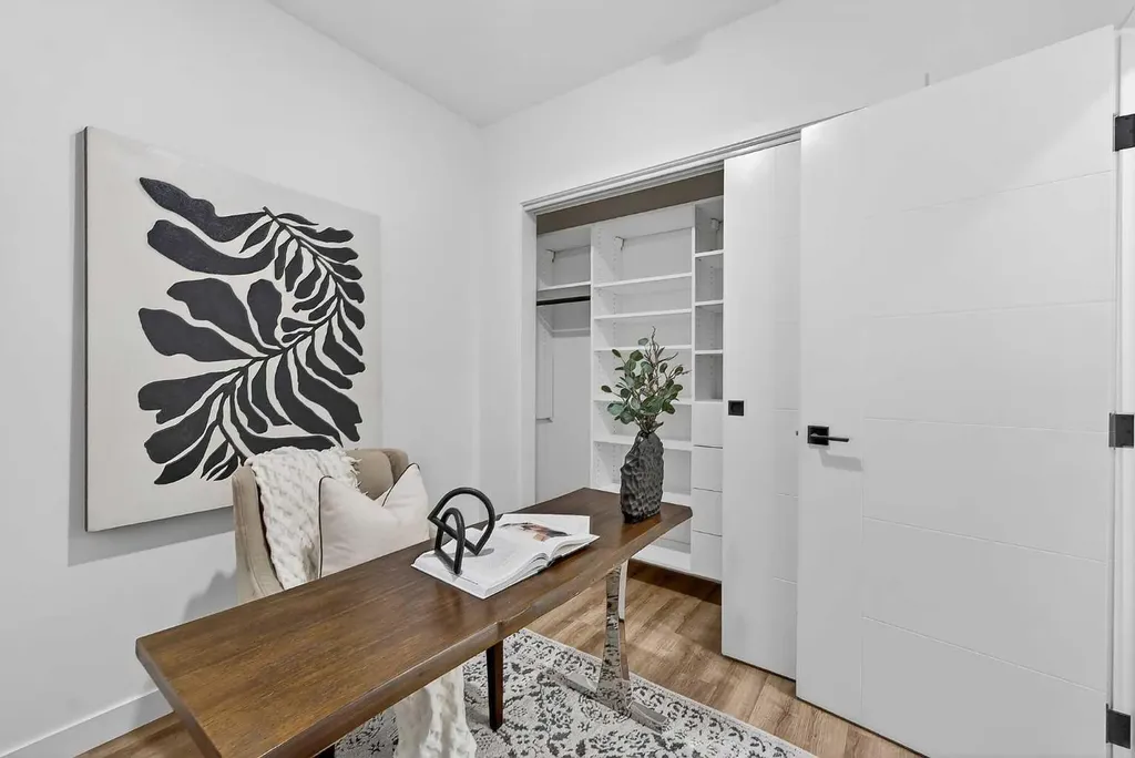 4138 University Avenue NW Calgary AB T3B 6K3