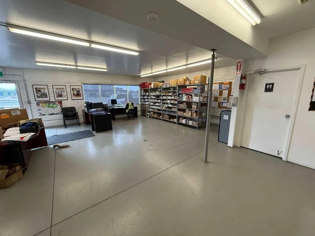 2843 2 Avenue N Lethbridge AB T1H 6S2