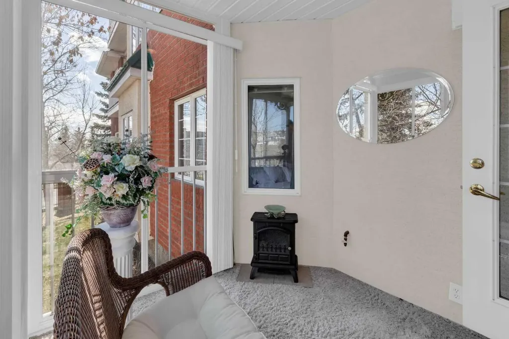 3115 Sienna Park Green SW Calgary AB T3H 3N7