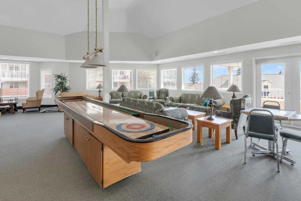 3115 Sienna Park Green SW Calgary AB T3H 3N7